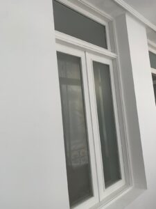1000158028